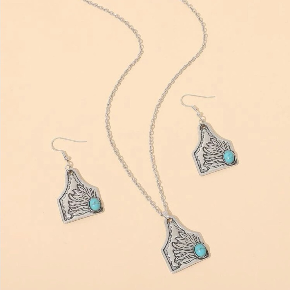 Western Flower Earring pair and Necklace Set Boho Chic
